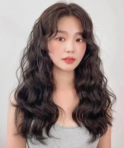 子轩作品分享法式烫发主要增高头顶蓬松显脸小的烫发#发型分享  #烫发