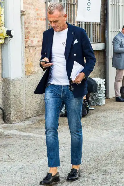 牛仔裤搭配鞋子图片男(牛仔裤和皮鞋这样搭配) - 赤虎壹号