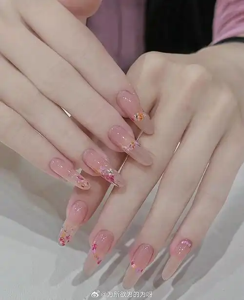 适合夏天的仙女美甲,清新又温柔,最适合小仙女们