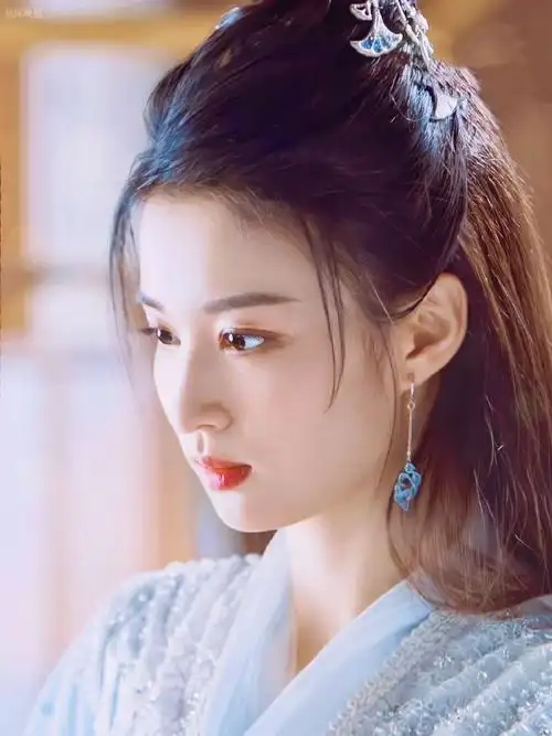 王楚然脸在江山在#王楚然新剧《玉骨遥》古装造型太美,谁懂啊!