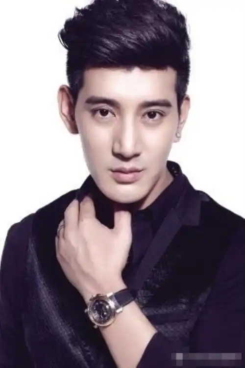 蒲巴甲微博蒲巴甲在微博晒出向梁洁求婚的现场照