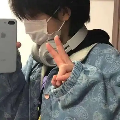 秋天是倒放的春天晚安是爱你的帅气男生图片续篇