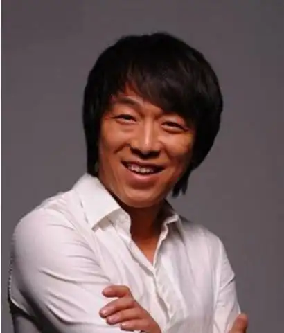 图黄渤年轻照片分享出演人再囧途之泰囧夺最高票房