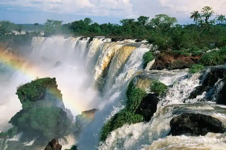 奇迹基金会"2011年11月12日通过其官网公布了"世界新七大自然奇观"的