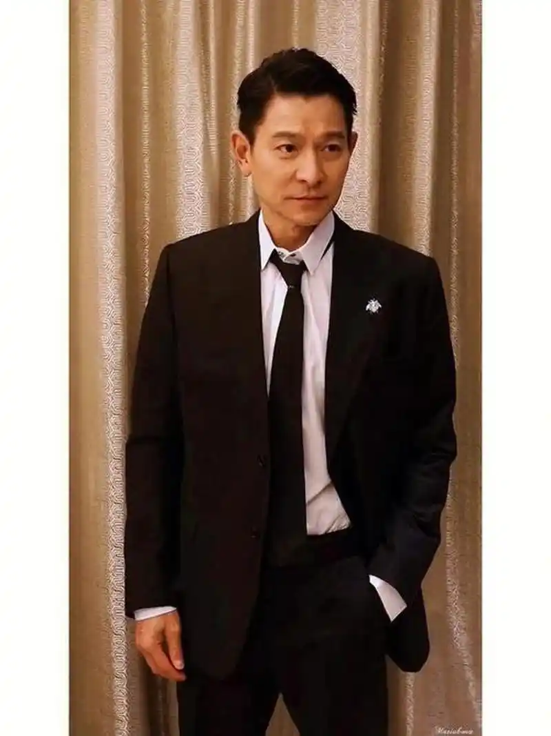 影视歌三栖巨星是不是只有刘德华?