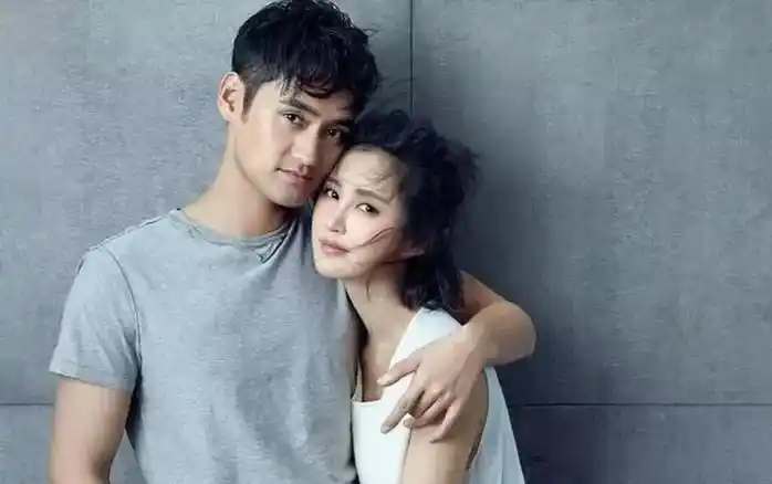 杨树鹏张歆艺婚礼(张歆艺第一个老公是谁)