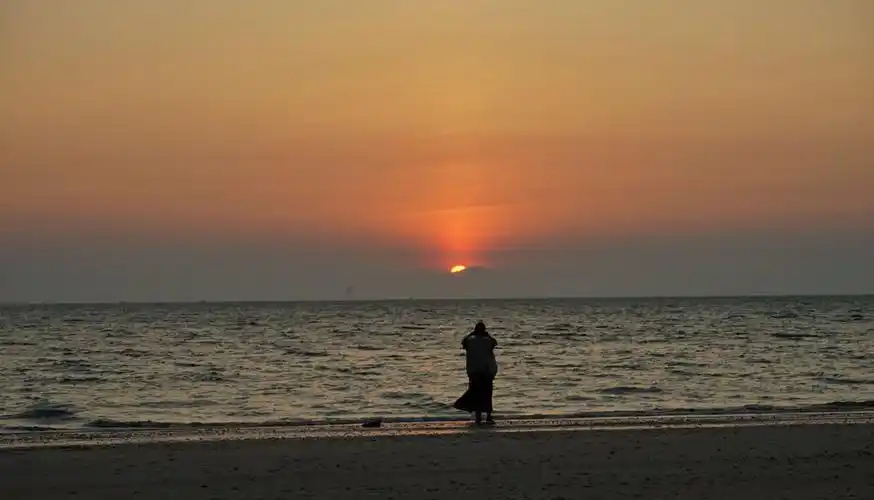 面朝大海之日出