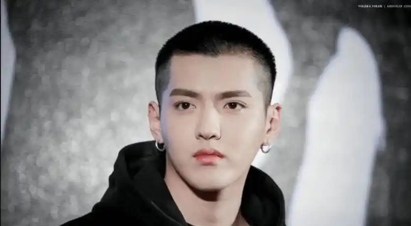 吴亦凡监狱近况曝光:身染重病,夜夜痛哭!网友:这下彻底完了!