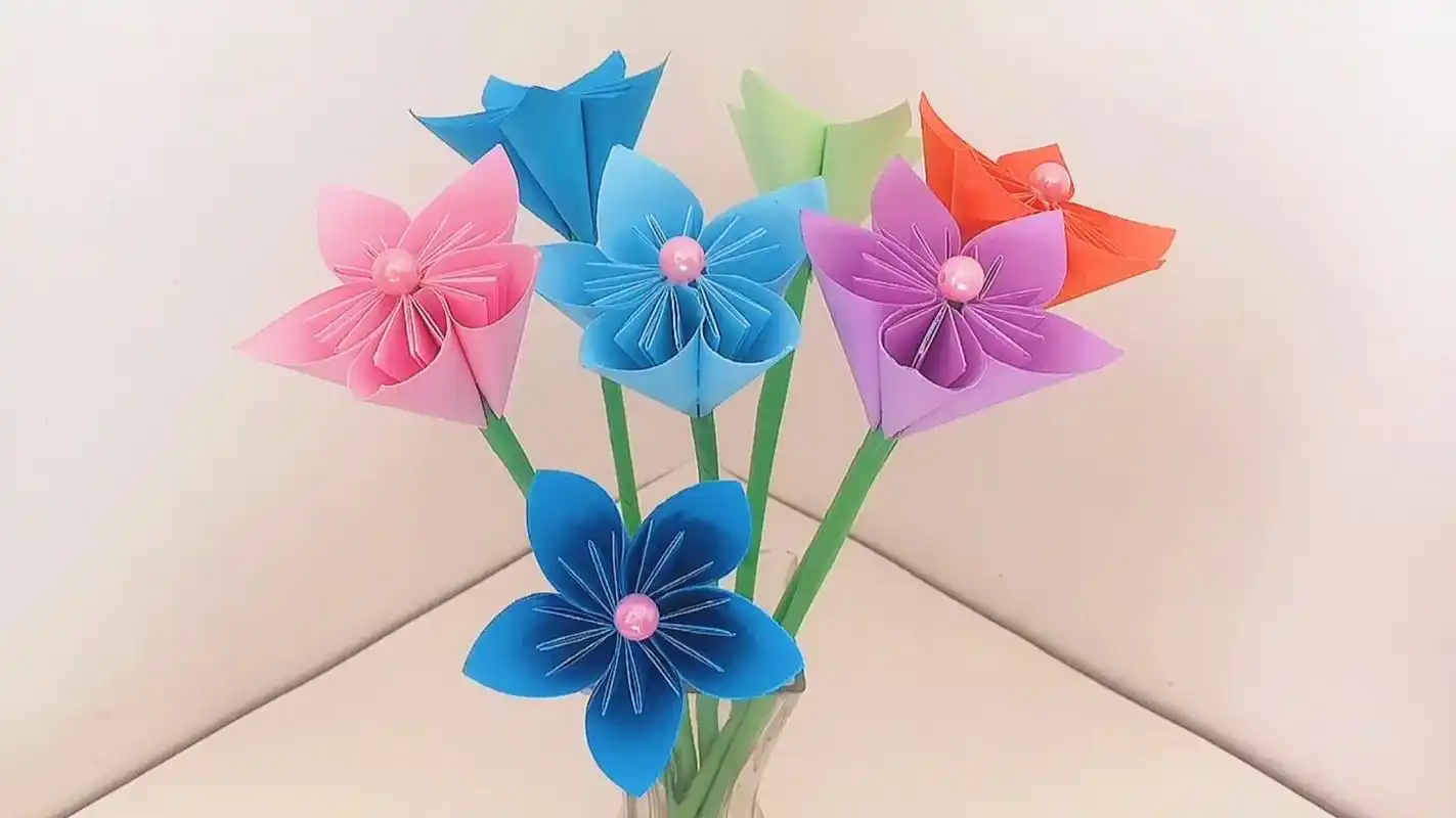 手工:漂亮的立体花花束制作 非常漂亮的3d立体花花束,过年过节,庆祝