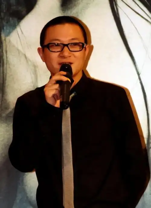 梅婷现任70岁老公曾剑个人资料(曾剑的婚史和出生)_金纳莱网