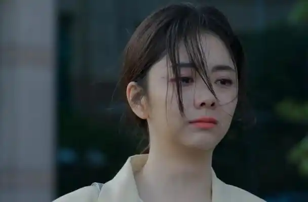 演活一个"淳贵人"就够了,谭松韵却演活5个角色,各个绝色美人