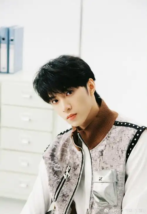 刘耀文电影第二十条##刘耀文 捕光炽梦寄愿破新局