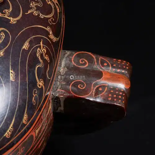 汉代漆描云气纹盖盒