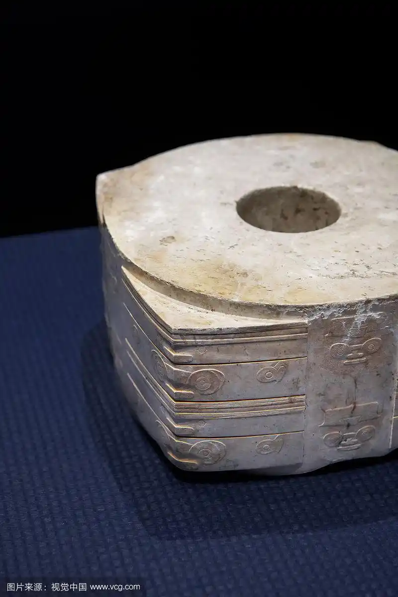 浙江省博物馆十大镇馆之宝—良渚文化 玉琮王