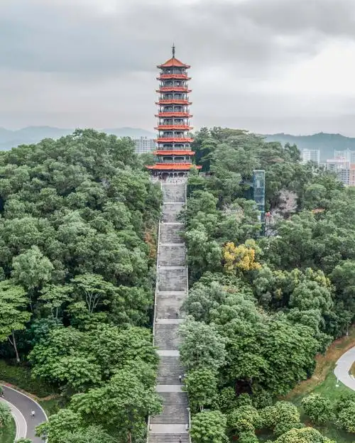 深圳市光明区红花山公园