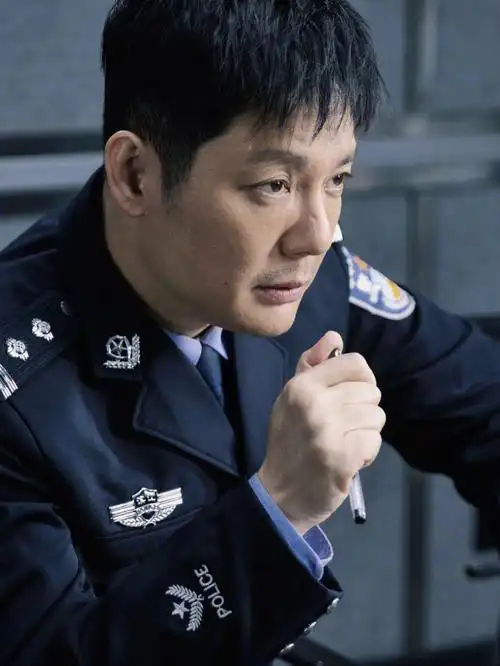 阳刚正气还有点可爱数了数,傅程鹏也演过蛮多警察形象了07,《狙击