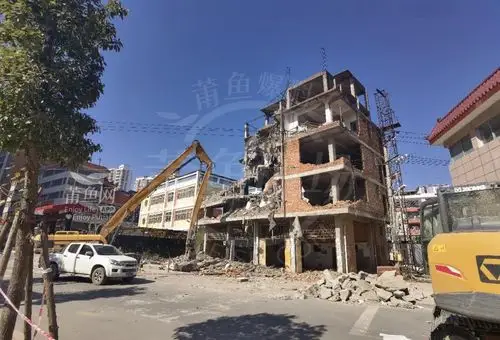 莆田这栋楼终于拆了!据说赔了1000万.