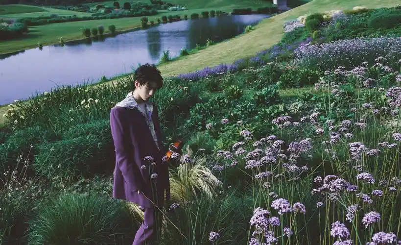 21m上传时间:2021-03-12壁纸标签:王俊凯壁纸封面图王俊凯壁纸于2021