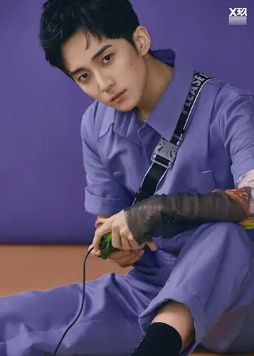 郭子凡最新大片出炉,网友惊叹:脱下校服的季杨杨竟然这么帅