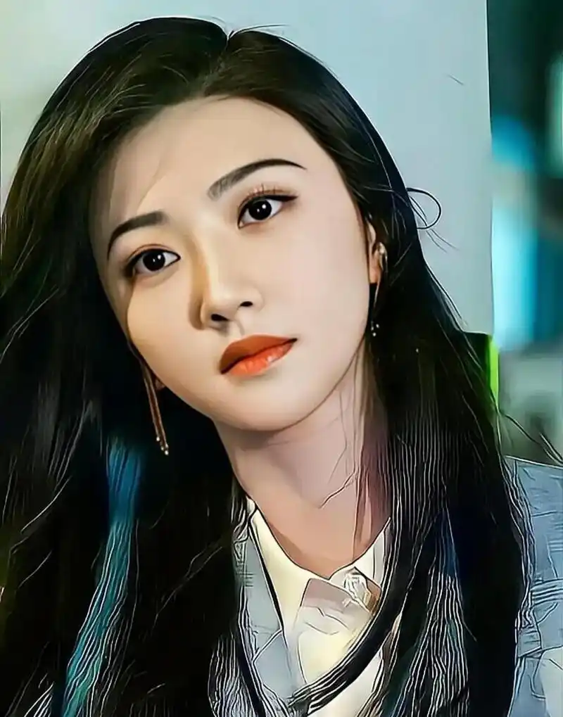 景甜的颜值真的非常高 ,精致瓜子脸 轮廓清晰流畅 ,额头饱满眉毛细长