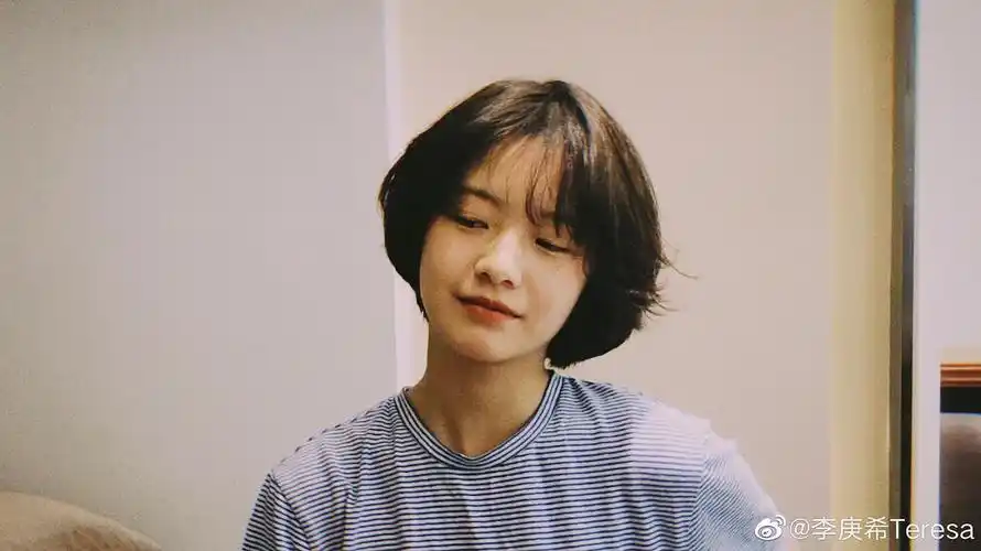 李庚希九月水楼7878