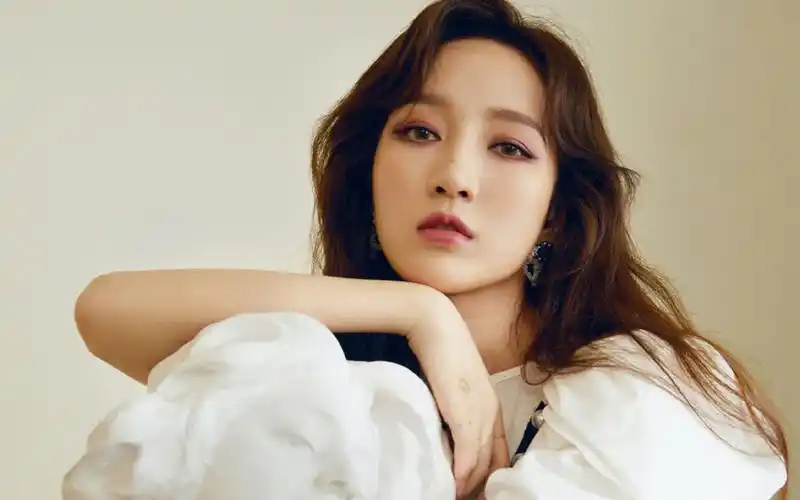 孟佳时尚写真图片桌面壁纸