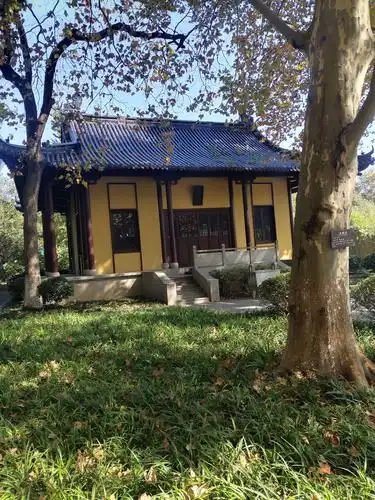 这是纪念文天祥和杨邦义的"二忠祠".