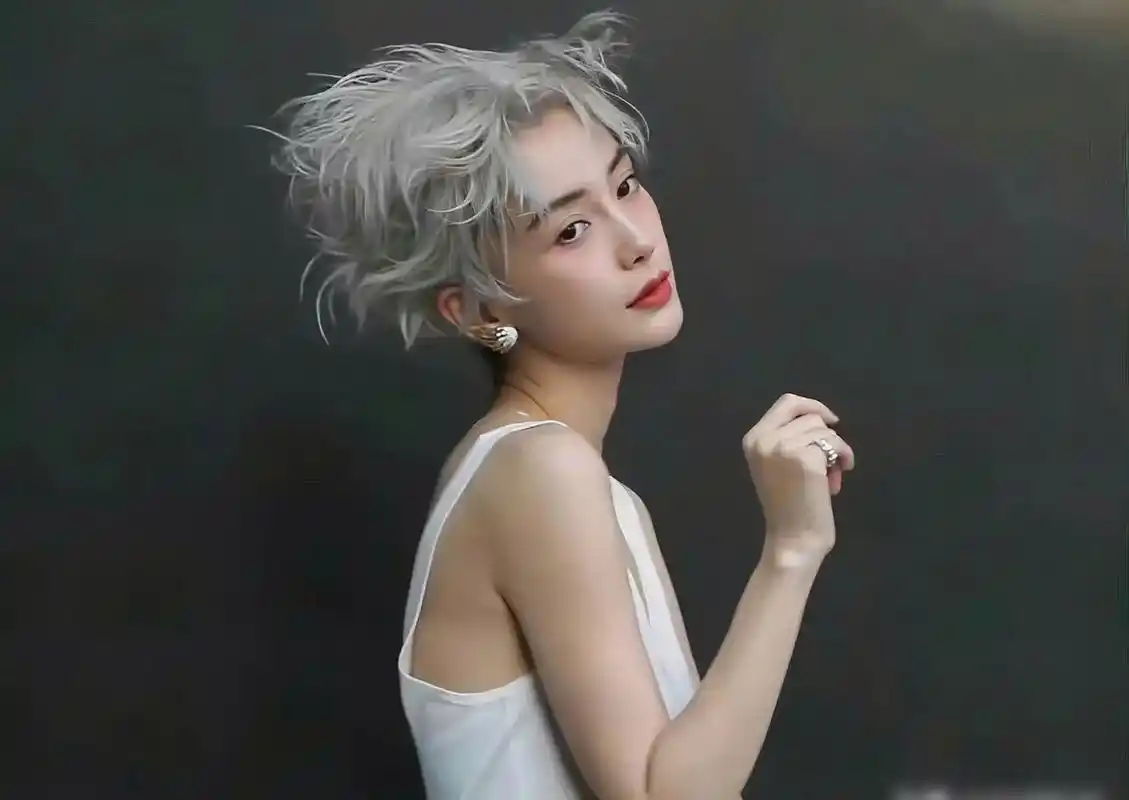 angelababy银色短发太酷了