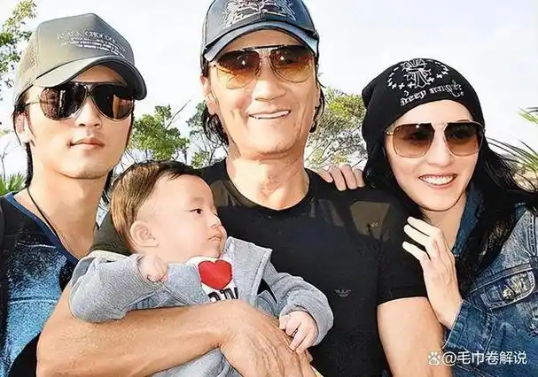 演员张柏芝:多次陷入花边绯闻,32岁和前夫离婚,现在怎么样了?