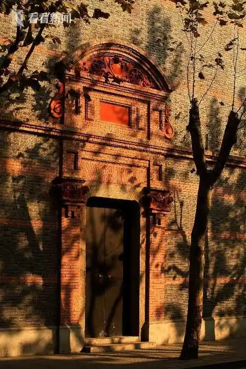 视频找寻向往中的温情老上海石库门来住吗