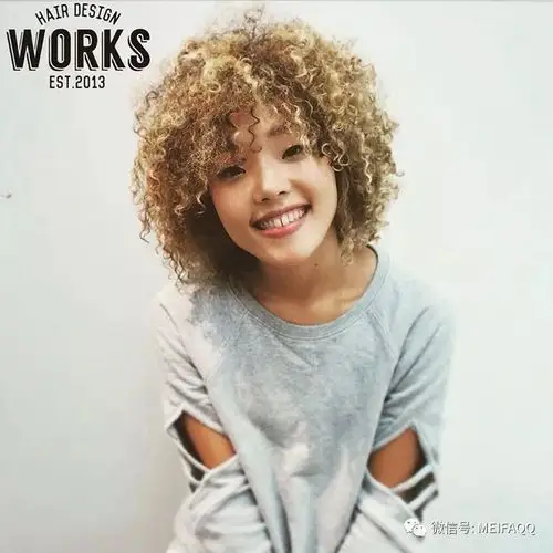 最流行的泡面卷发型长短烫了都好看