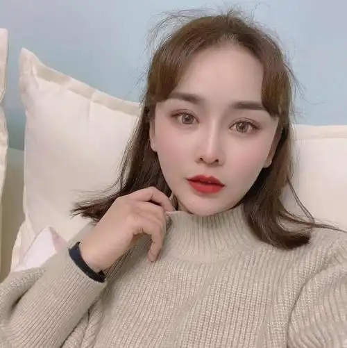 这是最近的日常生活照,现在只要出门化妆我都会拍几张_圈子-新氧美容