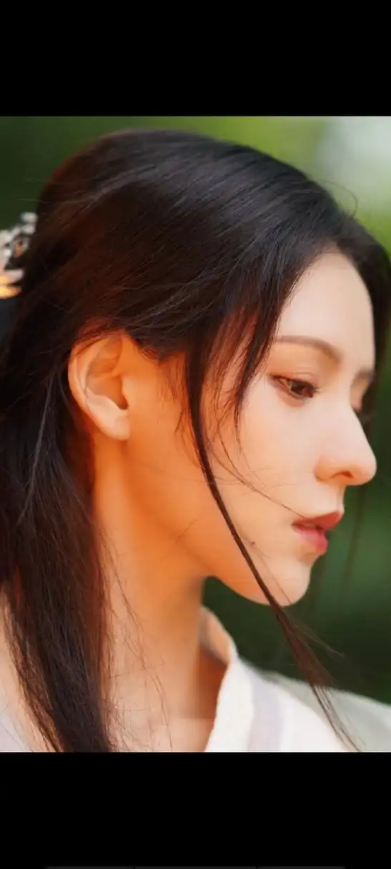 张予曦高清壁纸头像(五)[比心]