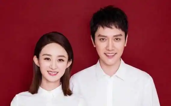 原创同样都是结婚证件照大家都是红底白衬衫他俩黑衬衫却被羡慕了