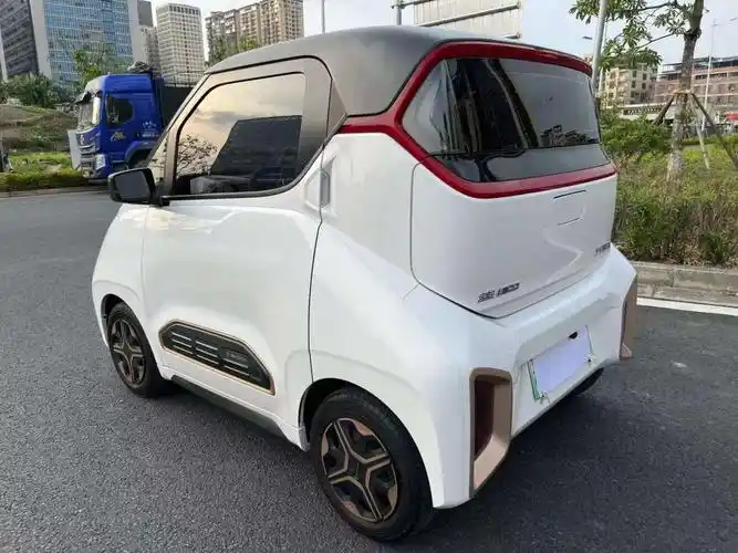 宝骏 e200  2020款 305km 智行版图片