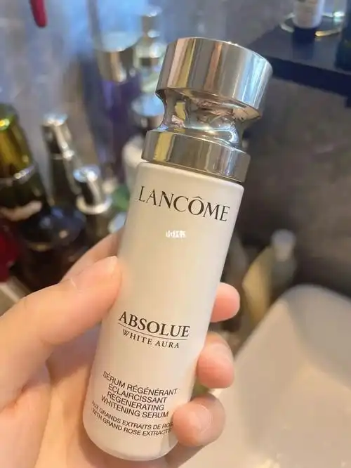 兰蔻菁纯润白淡斑精华乳的盖子要怎么开