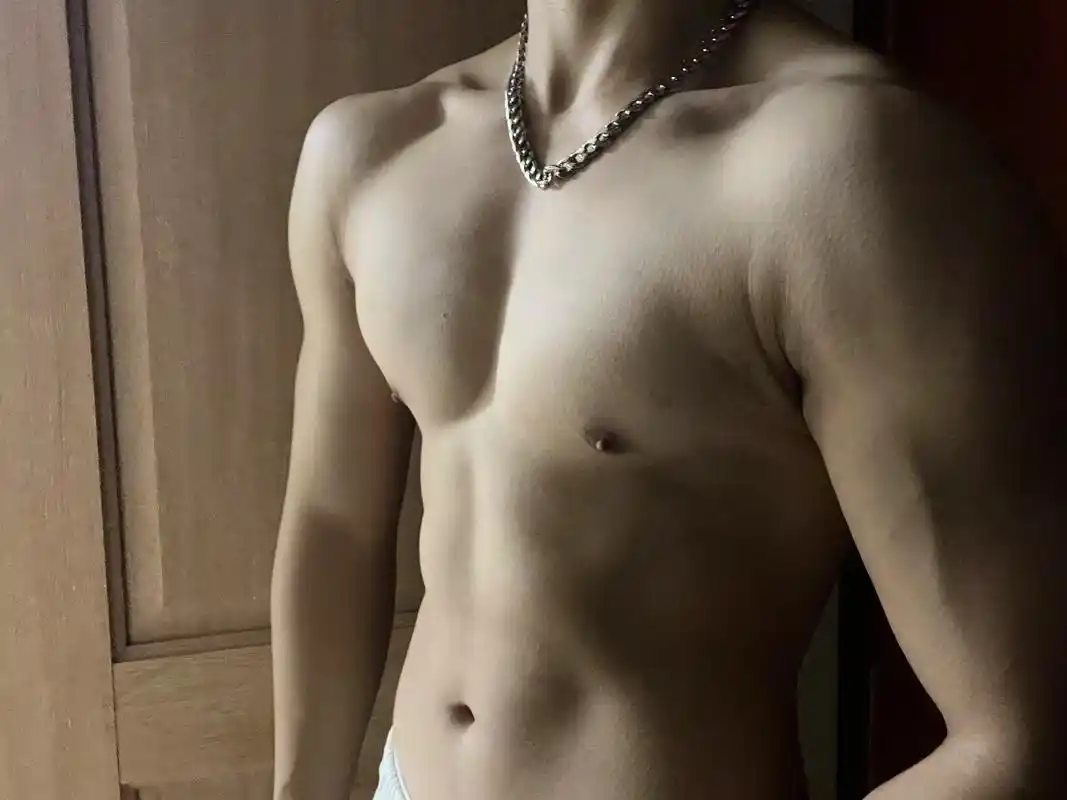 你问我什么成分 哥帅的过分#腼腆有腹肌 #腹肌男友 #大数据 - 抖音