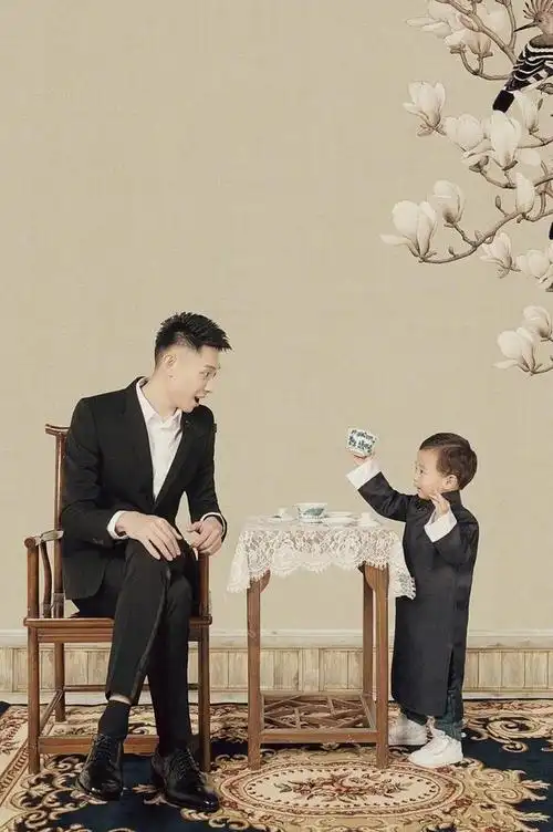 邓超孙俪全家福中国风(复古民国风撞孙俪邓超) - 帮企客