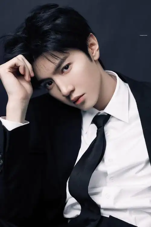 陈哲远回应天选段嘉许