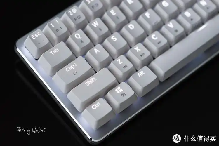 指尖的爵士,ajazz——黑爵,你好,这是我的"锌"键盘