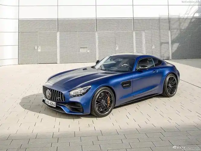 mercedes-benzamg gt(配置|询价)c作为一款双门轿跑车,不仅有着与奔驰