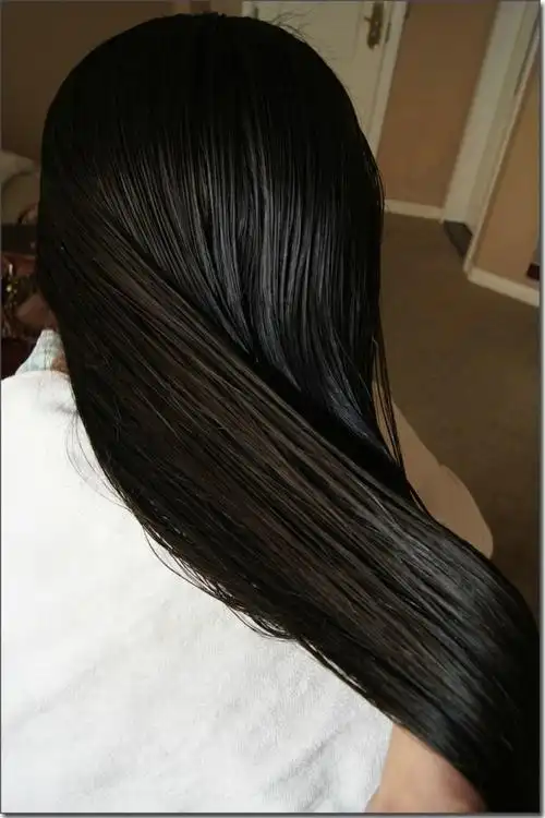 帮刘女士洗剪长发图片50