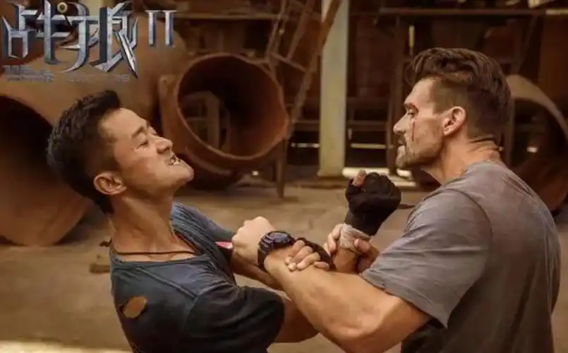 从成龙到吴京,他们终于狠心要推出接班人了_腾讯新闻