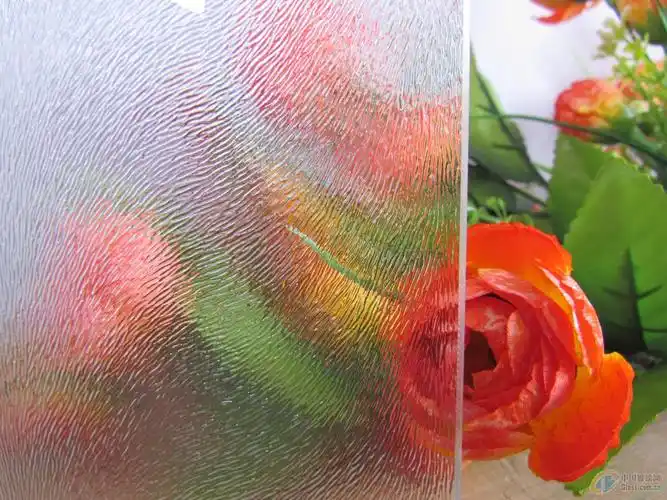 金丝压花玻璃-装饰玻璃-沙河市正鑫玻璃有限公司