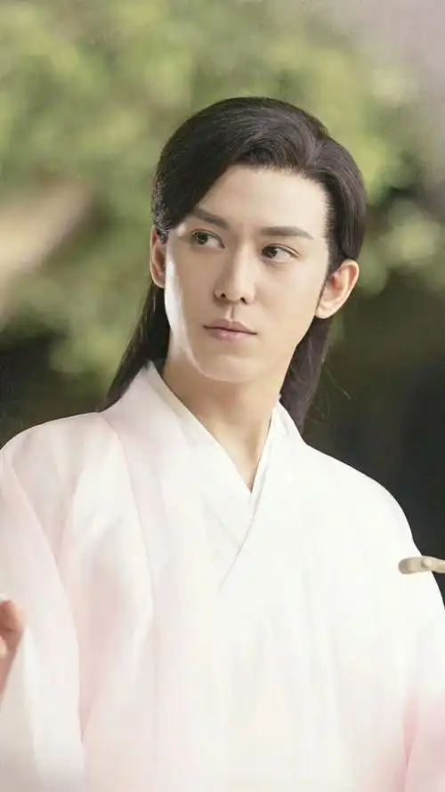 电影《三生三世十里桃花》:折颜(陈楚河)