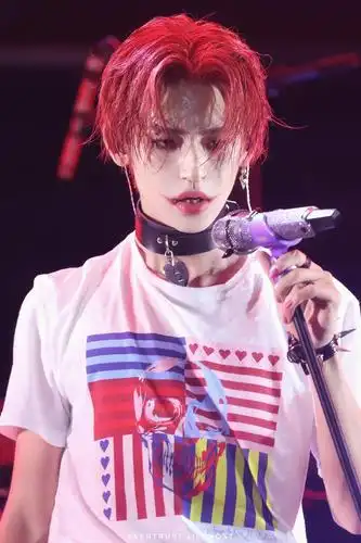 小鬼王琳凯的疯批造型汇总