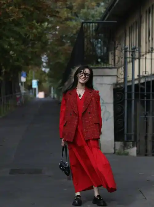 女明星夫妇米兰时装周穿搭,私服靓丽,礼服惊艳