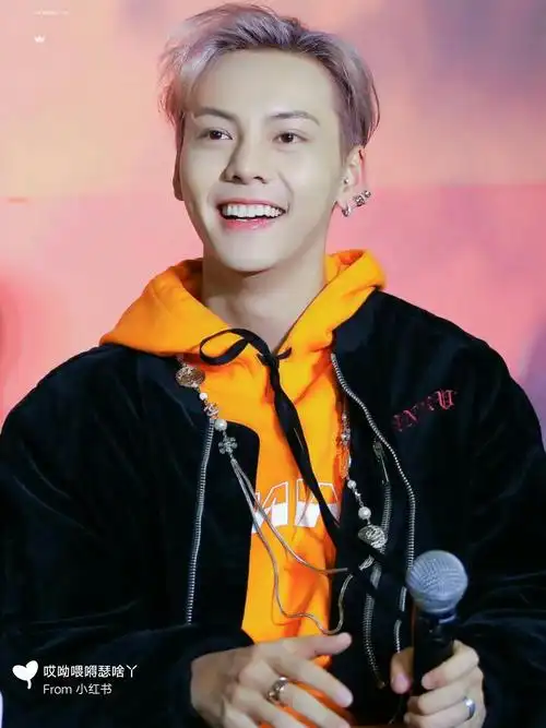 陈伟霆笑起来太好看了超治愈暖心百分百