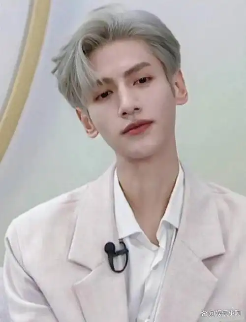 长相玉树临风却输在个子矮上这9位男明星的身高可惜了