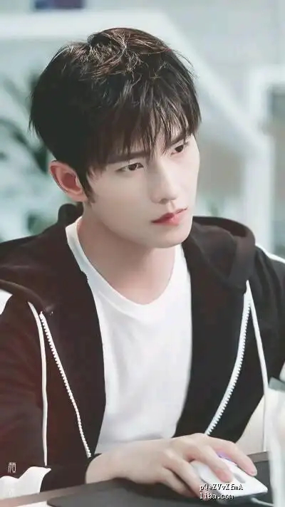 永远get不到杨洋颜值尖嘴猴腮贼眉鼠眼